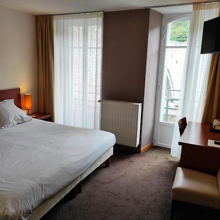 Hotel La Riviere Entraygues-sur-Truyere Ngoại thất bức ảnh