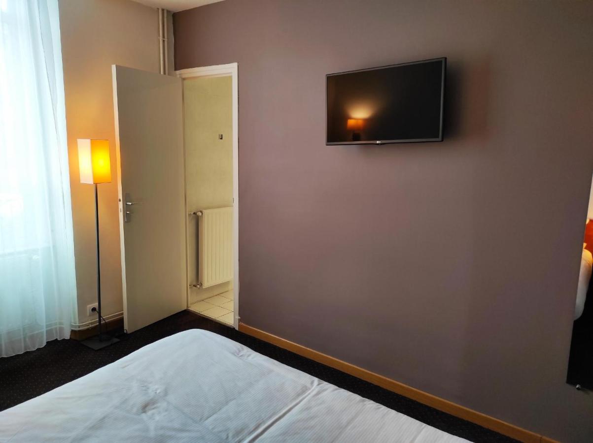 Hotel La Riviere Entraygues-sur-Truyere Ngoại thất bức ảnh