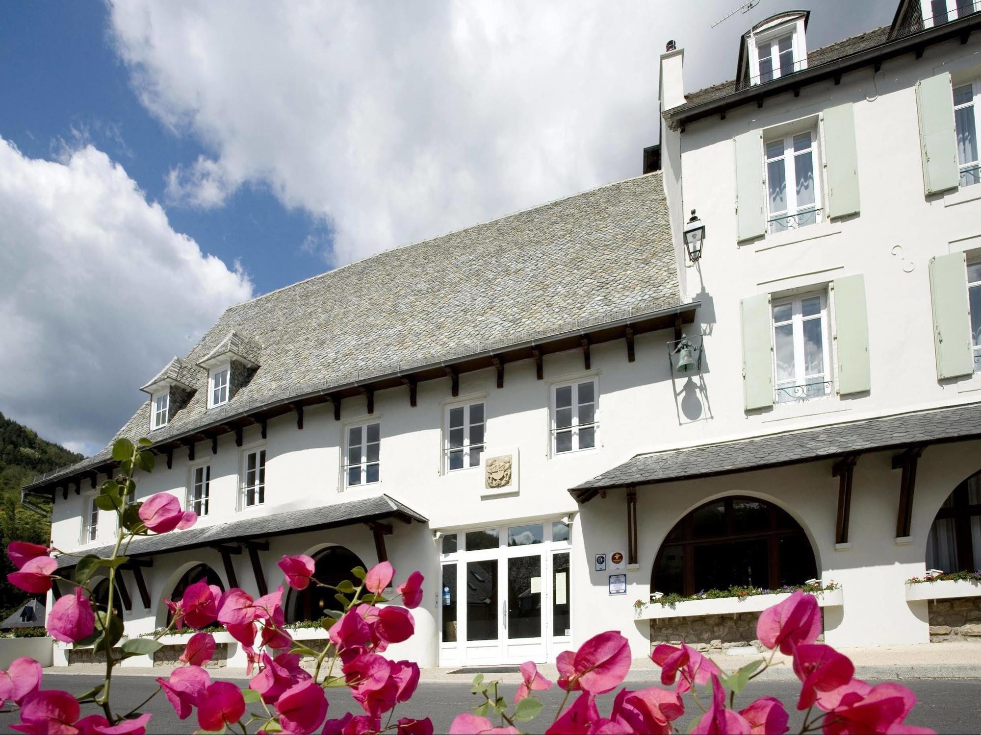 Hotel La Riviere Entraygues-sur-Truyere Ngoại thất bức ảnh